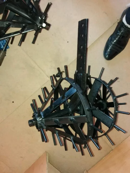 Культиватор Їжак ТМ ШИП (ширина 38 см) з отворами мотоблочный