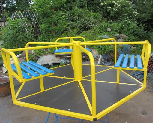 Дитяча Карусель на 6 місць.