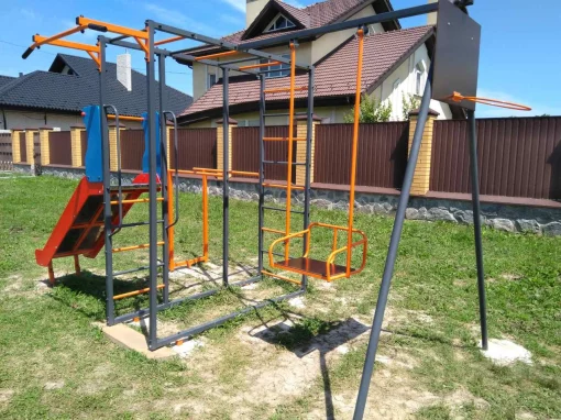 Дитячий спортивно-ігровий комплекс з гойдалкою і гіркою з нержавійки