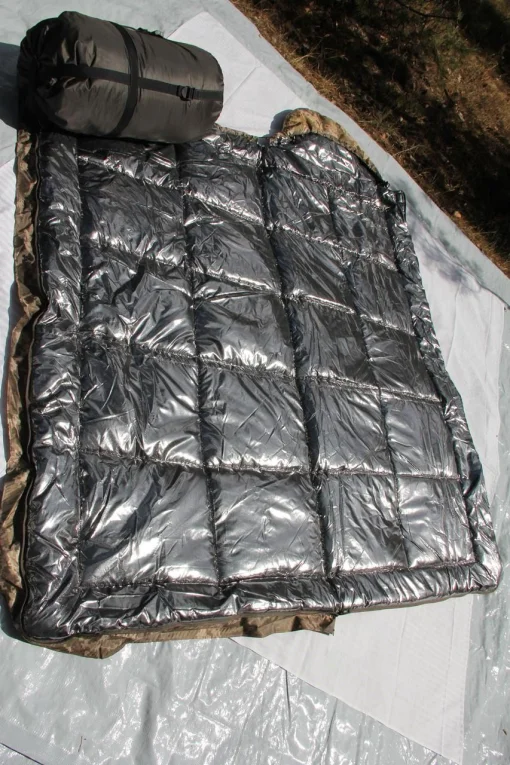 Зимовий Термо спальник до -40 метровий стьобаний. Спальний мішок для суворої зими з капюшоном Ботал Піксель