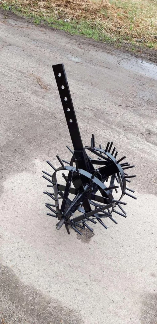 Окучник-культиватор для обробки міжрядь «ЇЖак» Їжачок тракторний 60 см