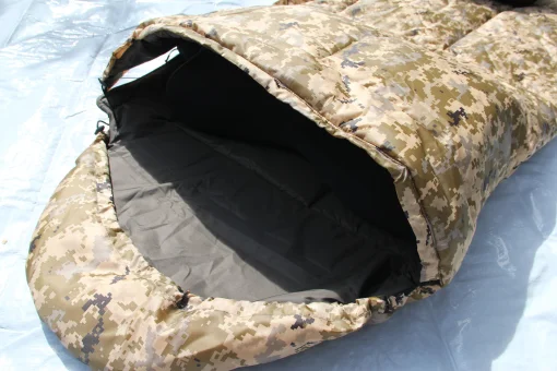 Спальник зимовий до -20&deg; Спальний мішок зимовий широкий 85*205см з капюшоном спальник ковдра Піксель