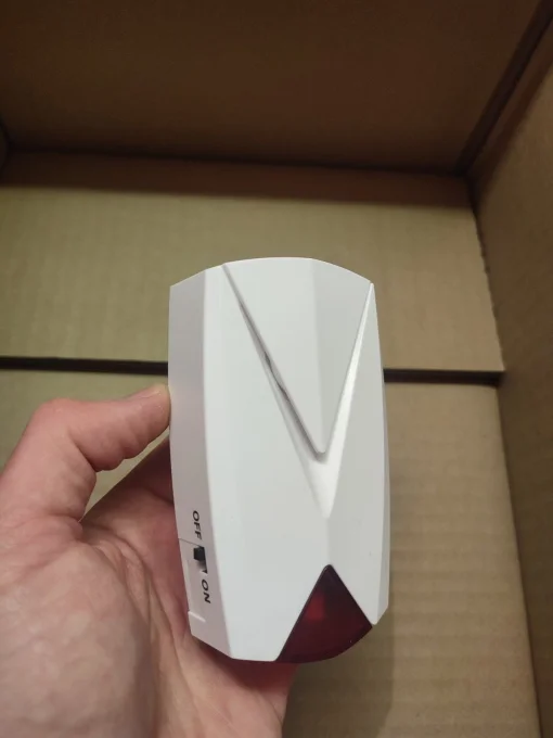 Сигналізатор відключення та увімкнення напруги в мережі 220в з батарейкою